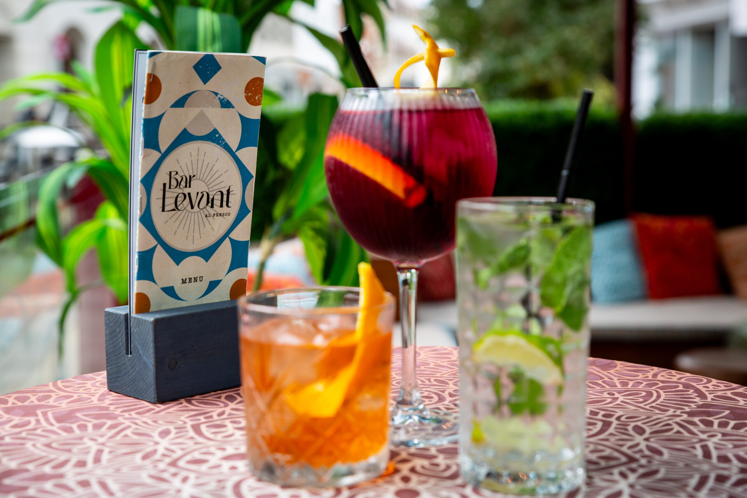 Bar levant drinks